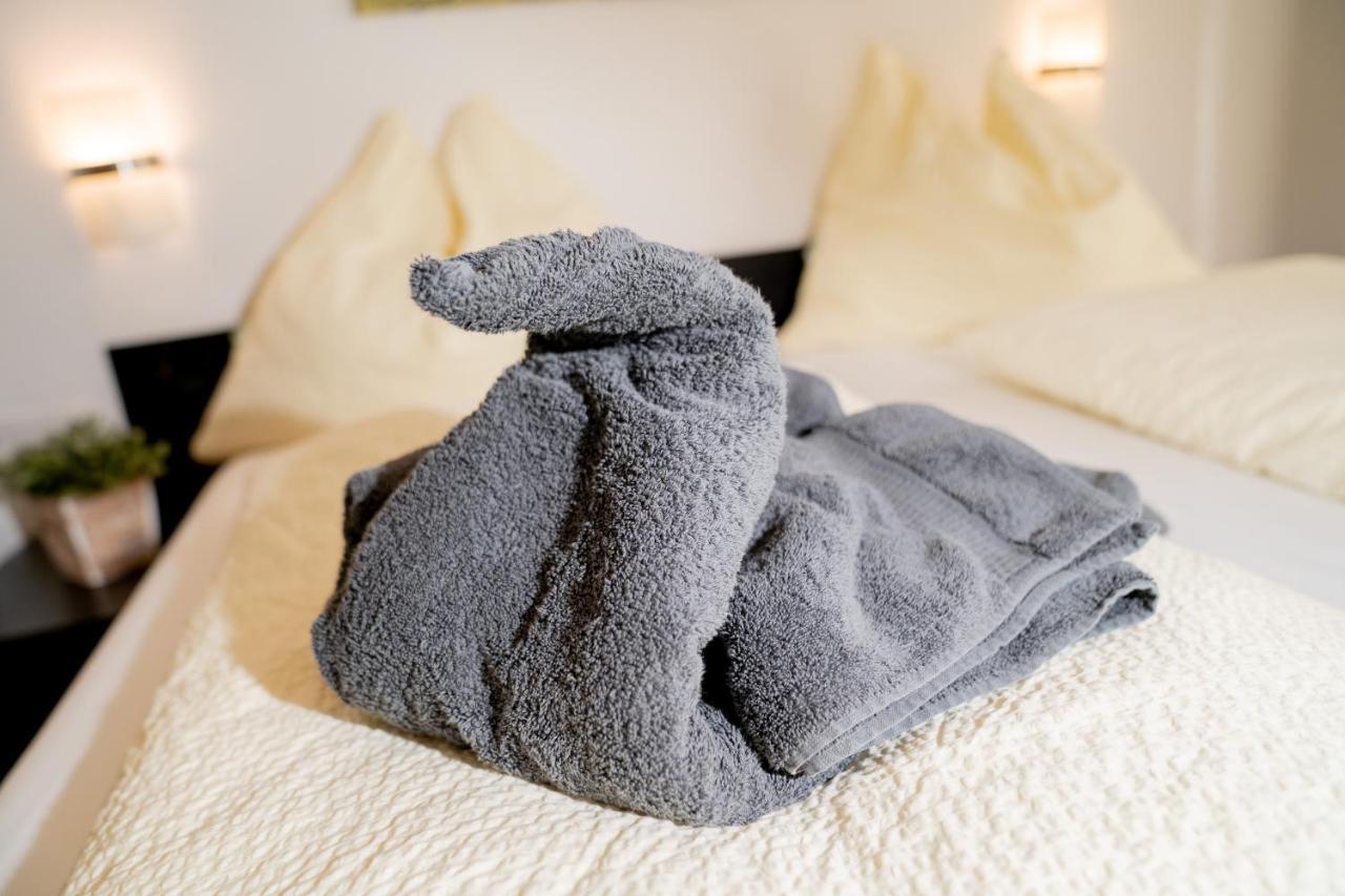 Apartment Jessica ลีโอกัง ภายนอก รูปภาพ