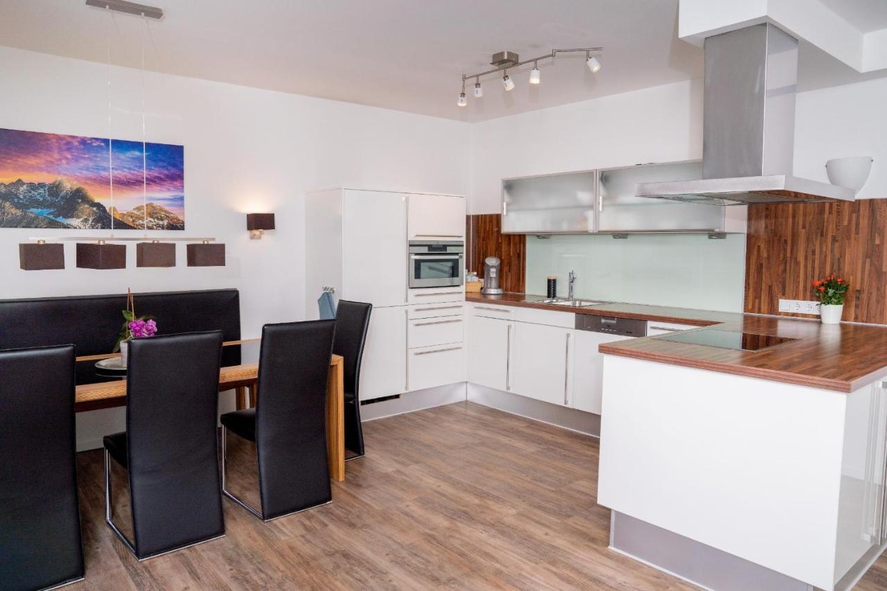Apartment Jessica ลีโอกัง ภายนอก รูปภาพ